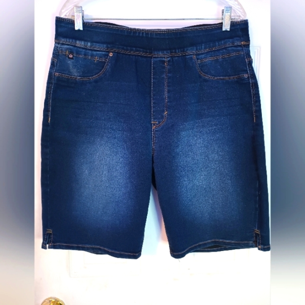 Curve apparel brand new high-waisted belly control blue jean shorts size 16